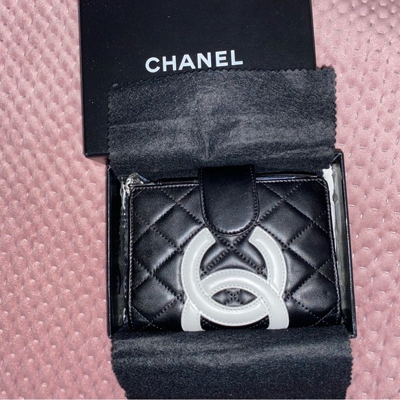 💗Gorgeous Authentic Chanel pocket size agenda💗 - Picture 7 of 10